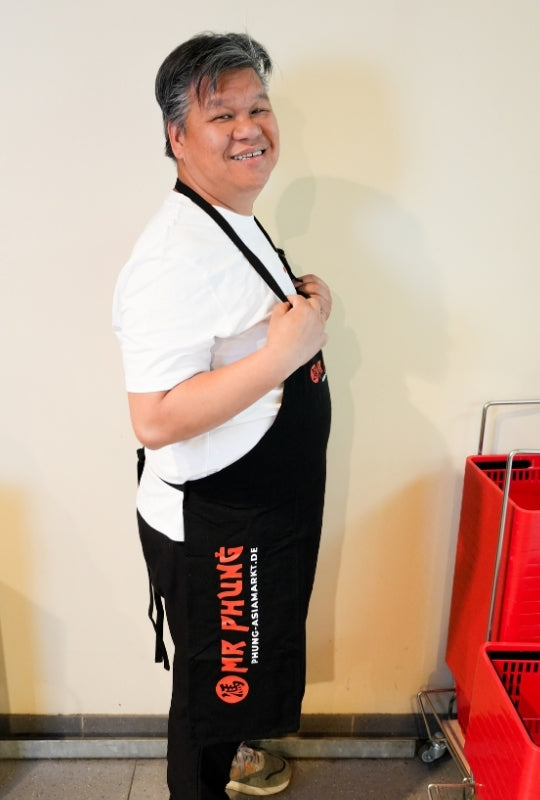 Original Mr. Phung Arbeitsschürze – Schwarz mit Logo