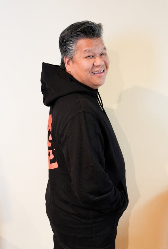 Original Mr. Phung Hoodie – Schwarz mit Rundlogo (Backprint)